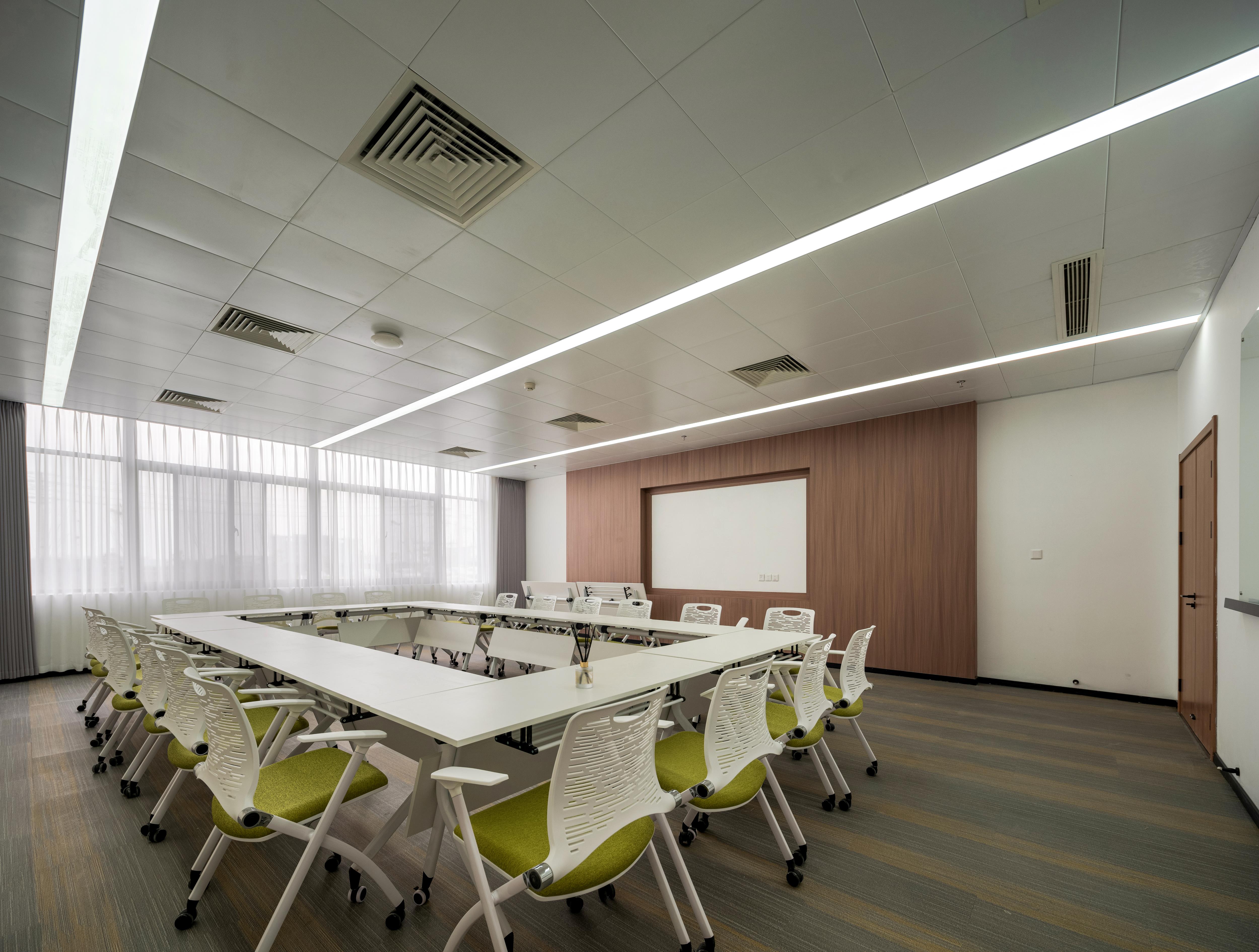 【完工案例】人福醫(yī)藥黃岡總部辦公室裝修完工！(圖7)